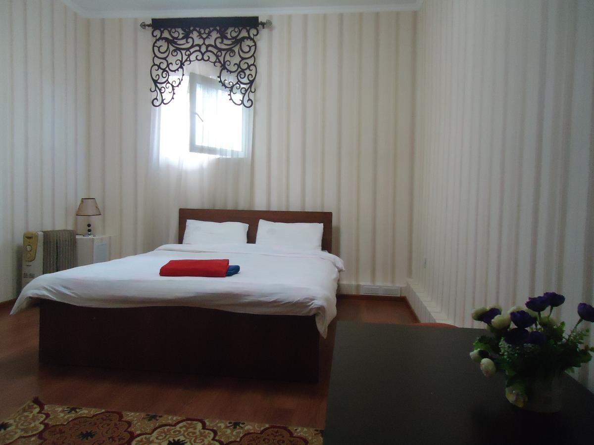 Tumar Hotel Bishkek Exterior photo